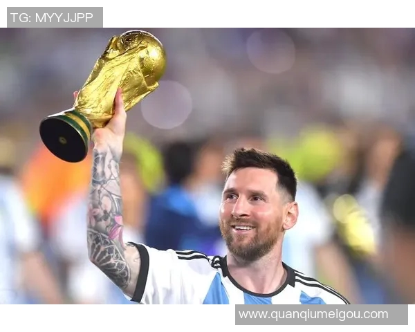 赫内斯对卡尔与梅西比较表示不满认为过于夸张